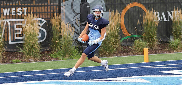 8-12-22 VARSITY Scrimmage vs. Fort Atkinson  (63)