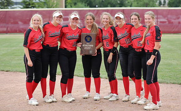 6 Carly Gross (66)