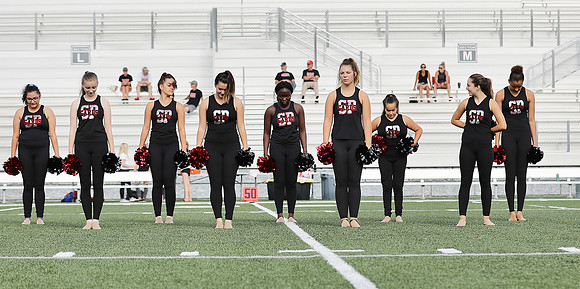8-26-21 JV Dance during JV Football Game  (8)