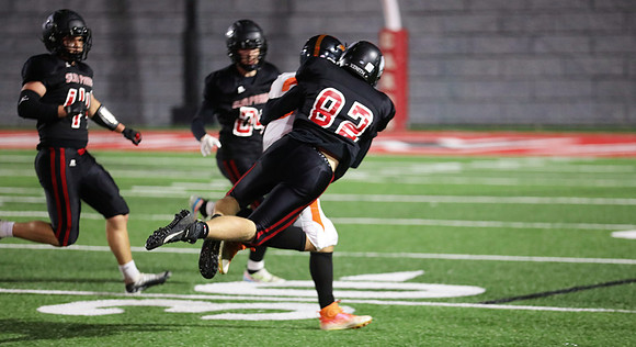 82 Evan Bailey (8)