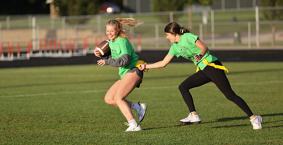 9-26-22 Powderpuff - Homecoming Week  (22)