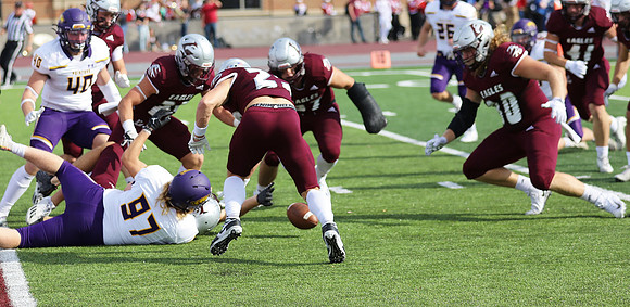 37 Ben Michalowski (27)