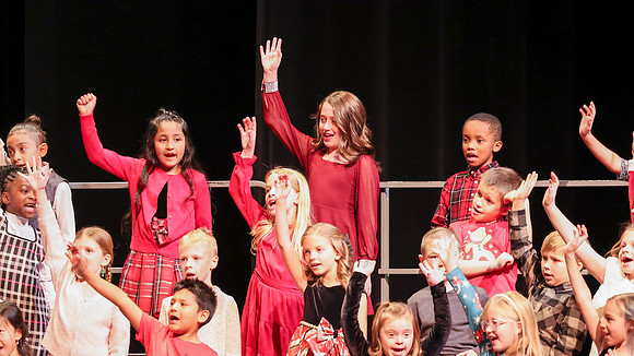 12 -9-24 Kyla School Winter Concert (62)