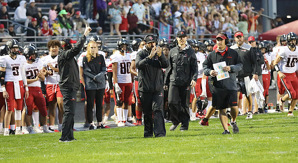 COACH Mike Pogue (6)