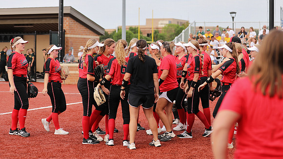 6 Carley Gross (24)
