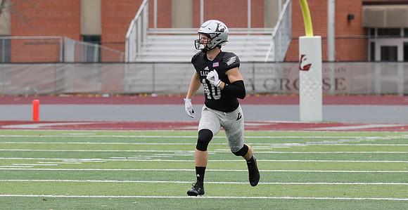 40 Jake Schara (15)