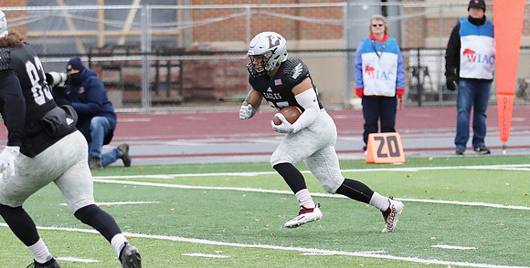 37 Ben Michalowski (5)