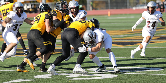 24 Brennan Goralski (12)
