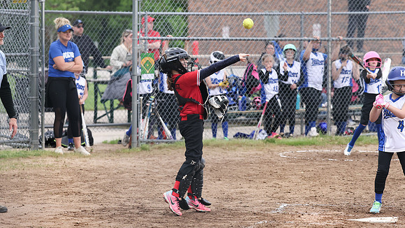 5-21-24 Ariella Baseball Game  (61)