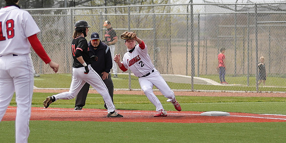 2 Davis Hamilton (11)