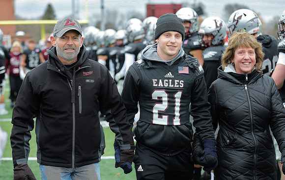 11-13-21 vs. UW Eau Claire  SENIOR DAY & ARMED FORCES DAY  (26)