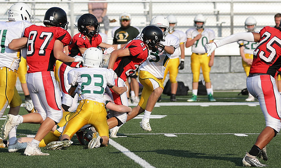9-8-22 Freshman  JV2 vs. Beaver Dam  (4)