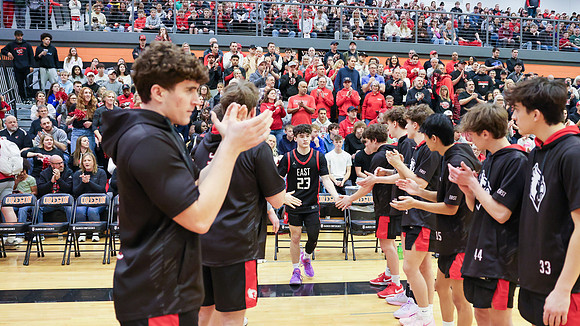 VARSITY Sectional Final vs. Waunakee (25)