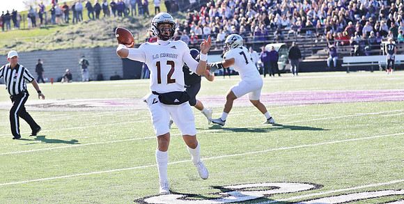 11-6-21 vs. UW Whitewater (67)