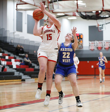 2-18-23 VARSITY SENIOR Lucy Strey NIGHT) vs. Madison West    (43)