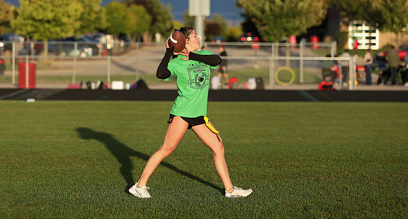 9-26-22 Powderpuff - Homecoming Week  (27)