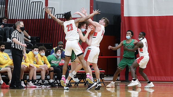 14 Ben Olson  (104)