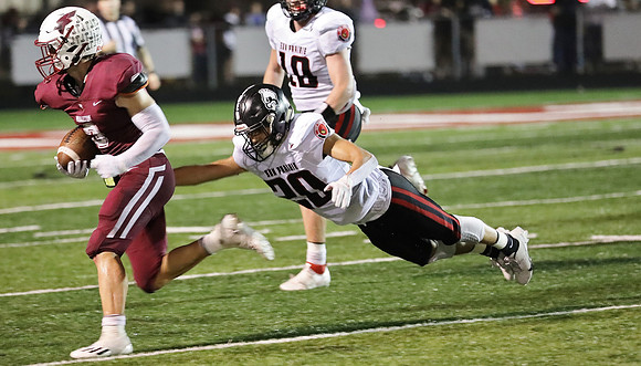 20 Brandon Hernandez (32)