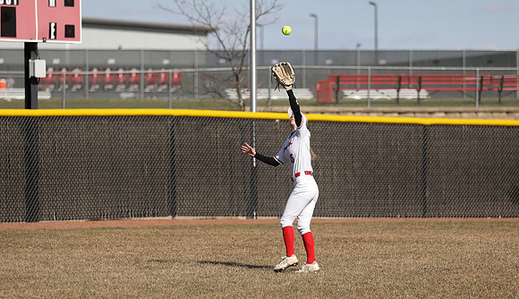 6 Carly Gross (38)