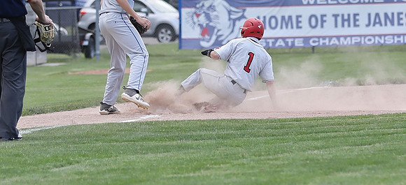vs. Janesville Craig 5-17-21 (18)
