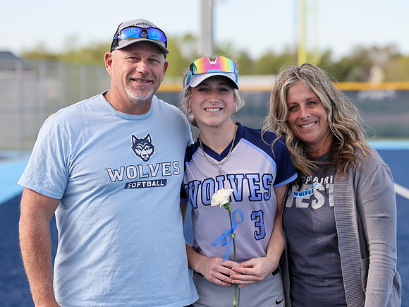 5-1-24 JV Parents Night (4)