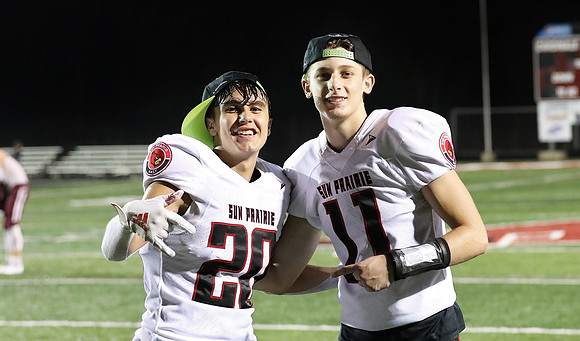20 Brandon Hernandez (33)
