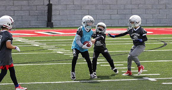 4th Grade A vs. 4th Grade D  (56)