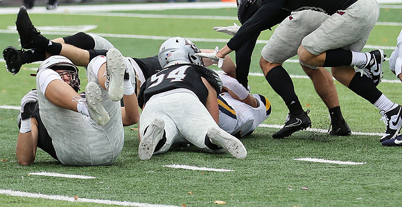11-13-21 vs. UW Eau Claire  SENIOR DAY & ARMED FORCES DAY  (100)