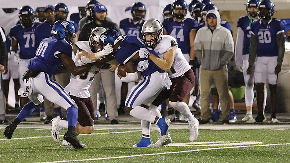 21  Jake Schara (37)