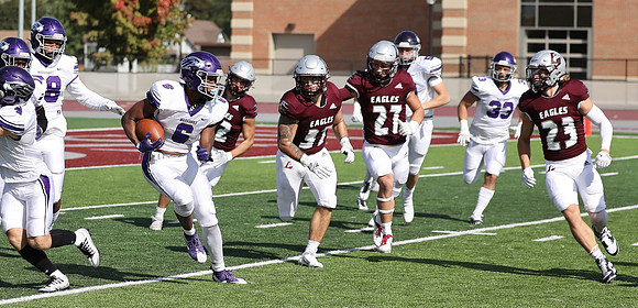 37 Ben Michalowski (9)