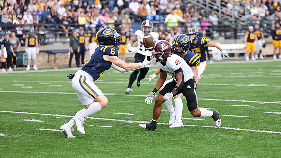 24 Brennan Goralski (27)