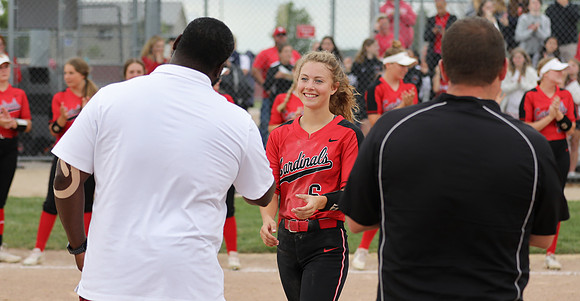 6 Carly Gross (62)