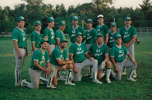 1988 (33)