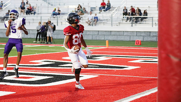 80 Tyus Wills (11)