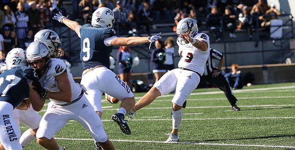 10-8-22 vs. UW Stout  (188)