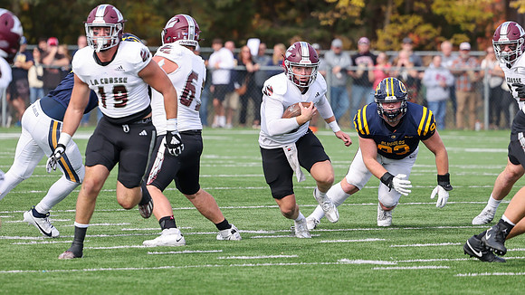 10-19-24 EAGLES vs. UW Eau Claire (34)
