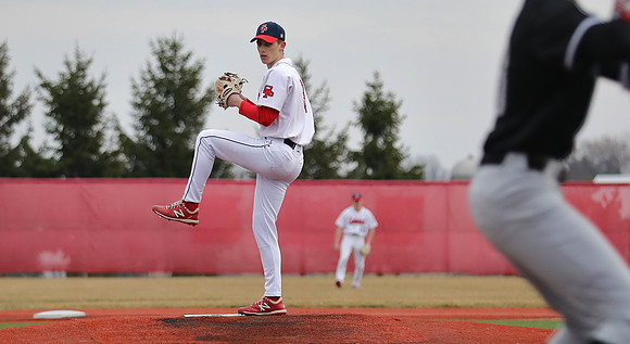 9 Evan Richmond  (24)