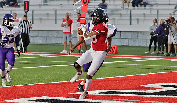 80 Tyus Wills (6)