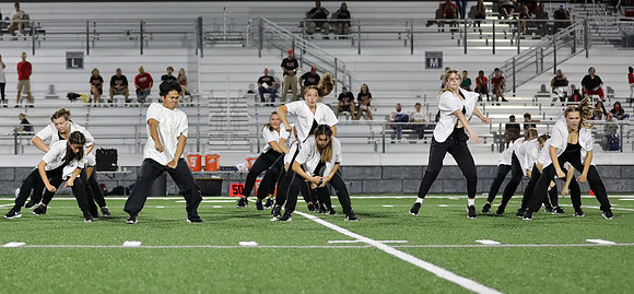 8-26-21 VARSITY Dance at Varsity Football Game  (40)