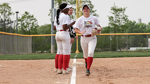1 Avery Ruhland  (9)