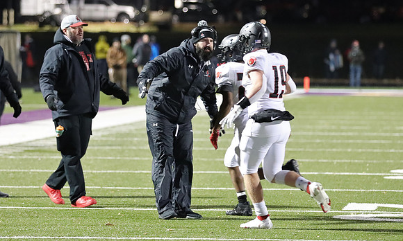 Coach Mike Pogue (16)