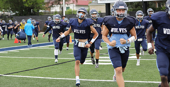 8-12-22 VARSITY Scrimmage vs. Fort Atkinson  (16)