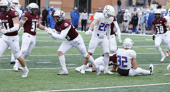 53 Landon Oine (13)