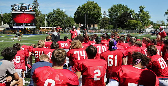 8-13-21 Varsity Scrimmage(s)  (189)