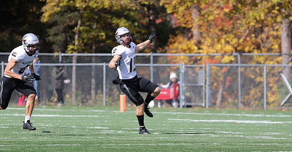 10-15-22 vs. UW Eau Claire  (74)