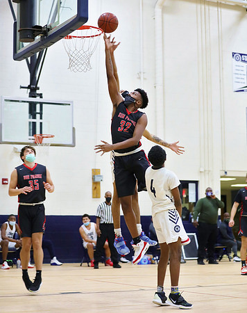 32 Marshaun Knight vs. Milw Academy of Science  (4)