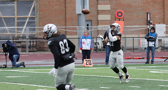37 Ben Michalowski (1)
