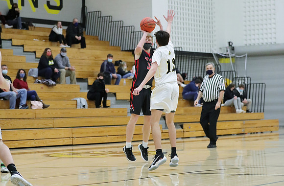 30 Andy Bergquist  2021 vs. East Troy  (2)