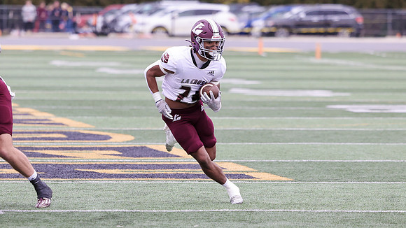 24 Najeh Mitchell (3)