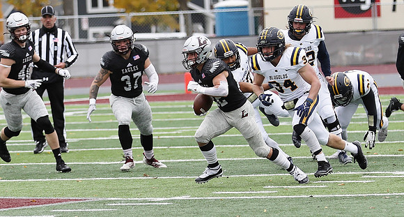 11-13-21 vs. UW Eau Claire  SENIOR DAY & ARMED FORCES DAY  (84)